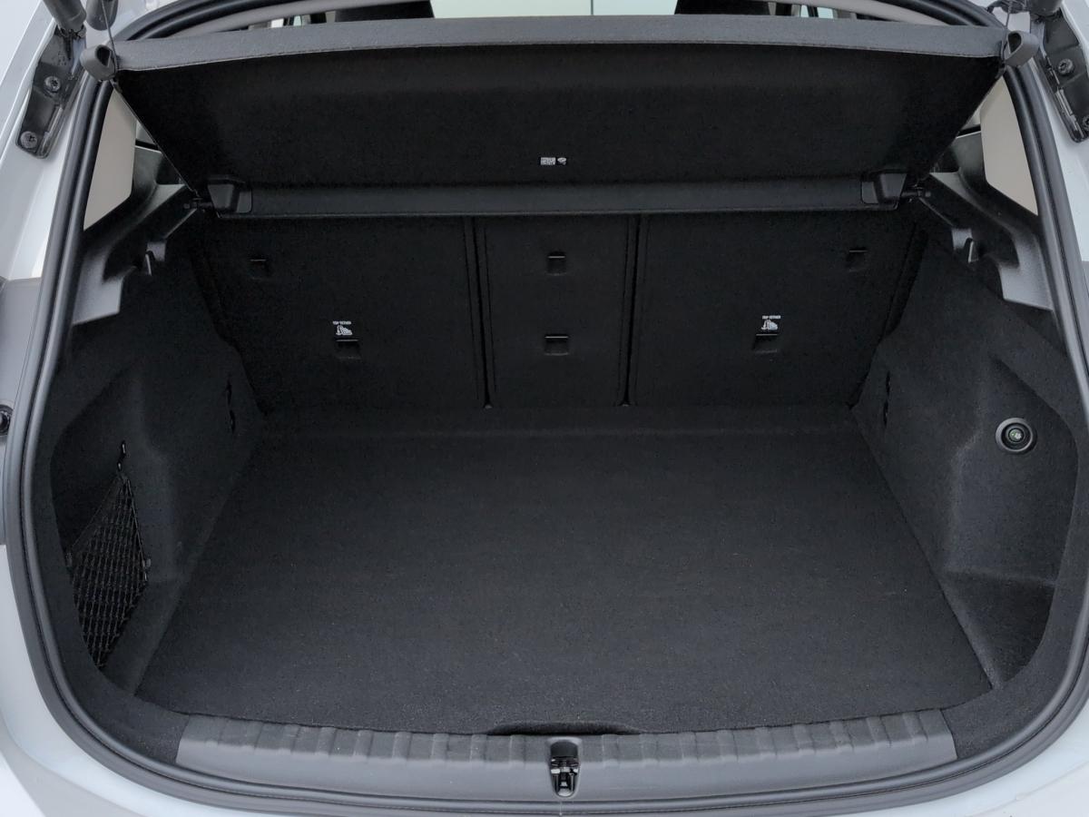 BMW 220i Active Tourer im Innenraum