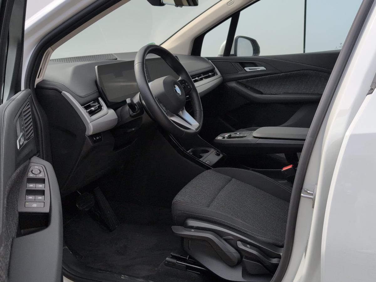 BMW 220i Active Tourer im Innenraum