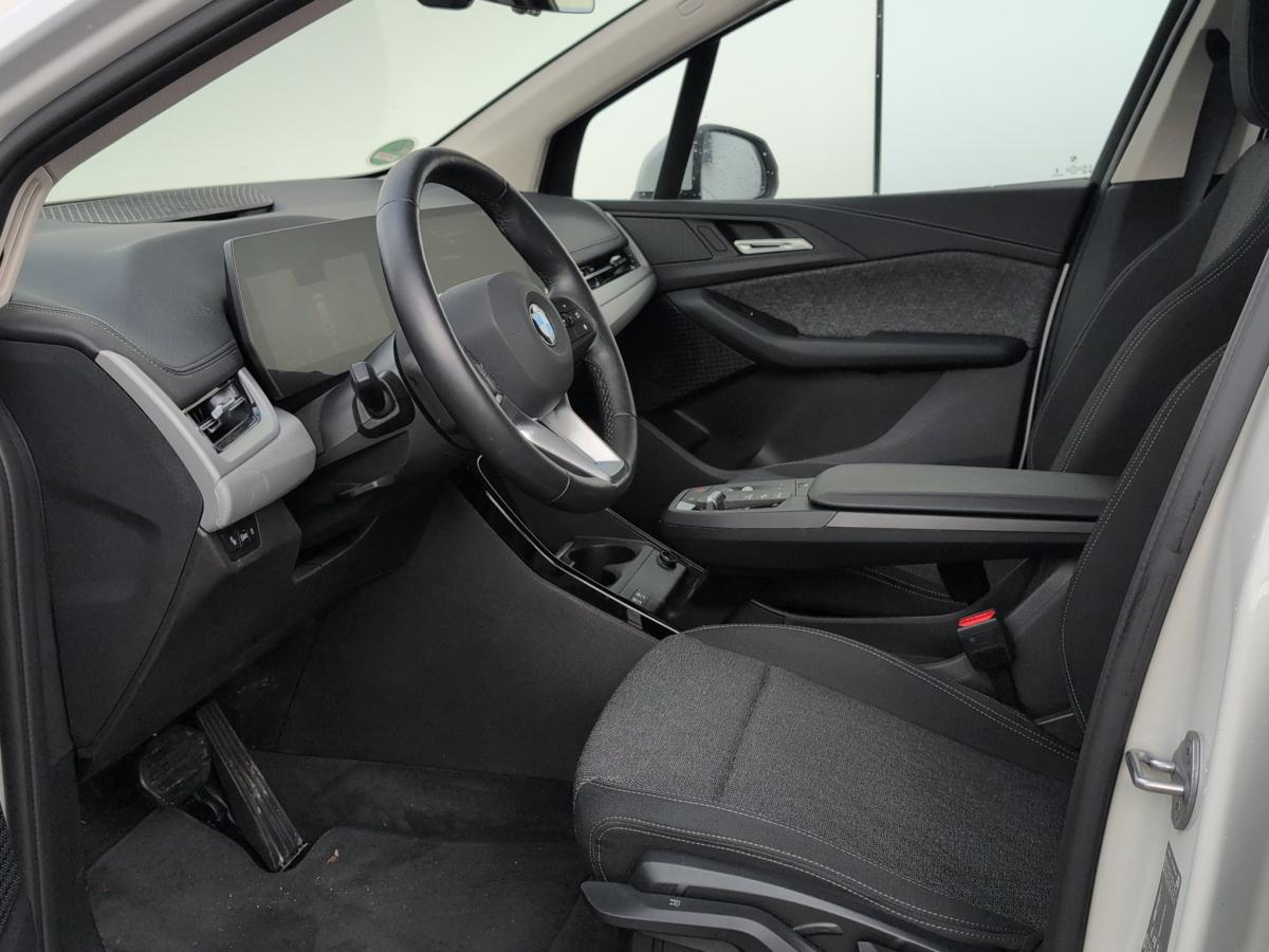 BMW 220i Active Tourer im Innenraum