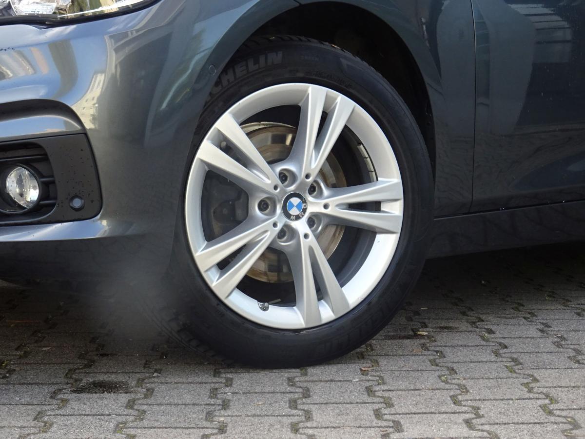 Originalaufnahme des Fahrzeugs Originalaufnahme des Fahrzeugs