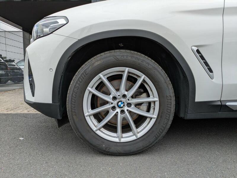 Originalaufnahme des Fahrzeugs Originalaufnahme des Fahrzeugs