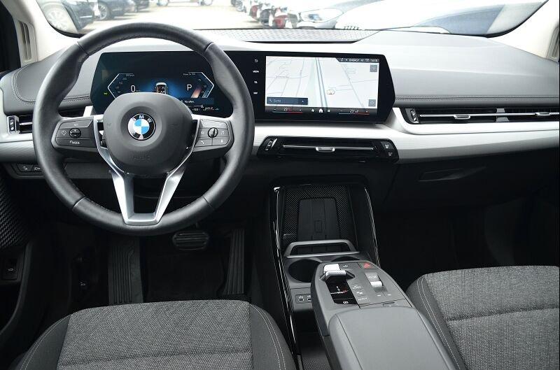 BMW 220i Active Tourer im Innenraum