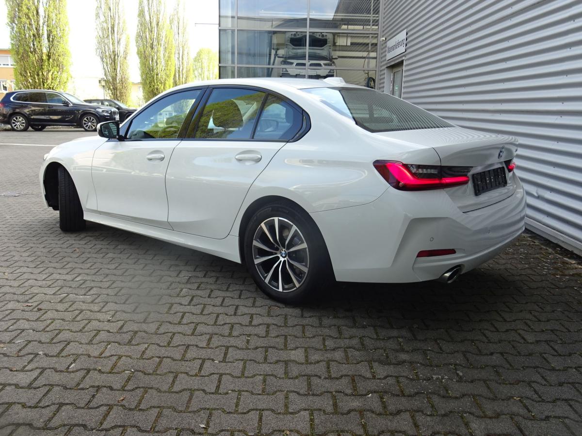 Originalaufnahme des Fahrzeugs Originalaufnahme des Fahrzeugs