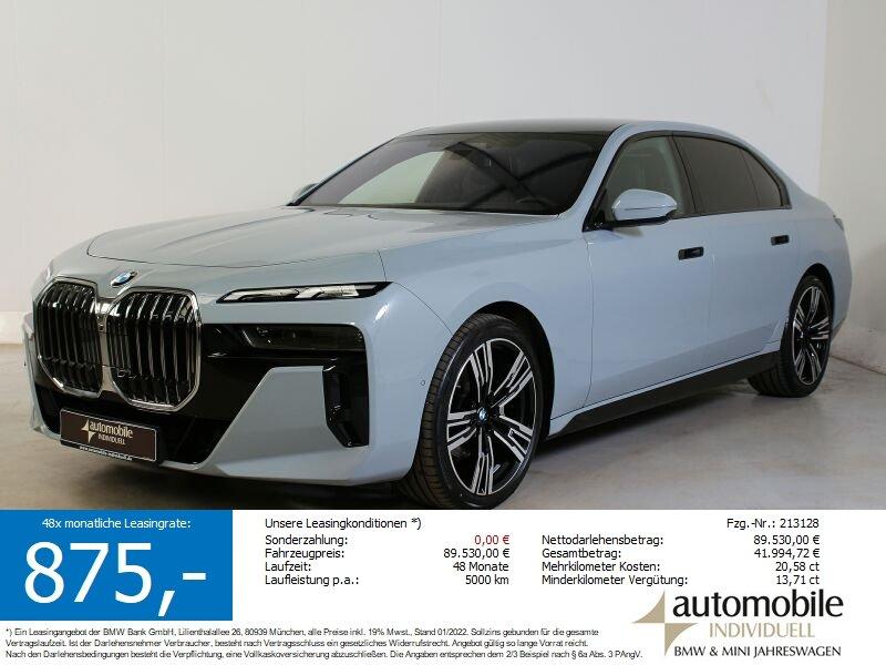 BMW 740d xDrive Limousine von vorne in Grau