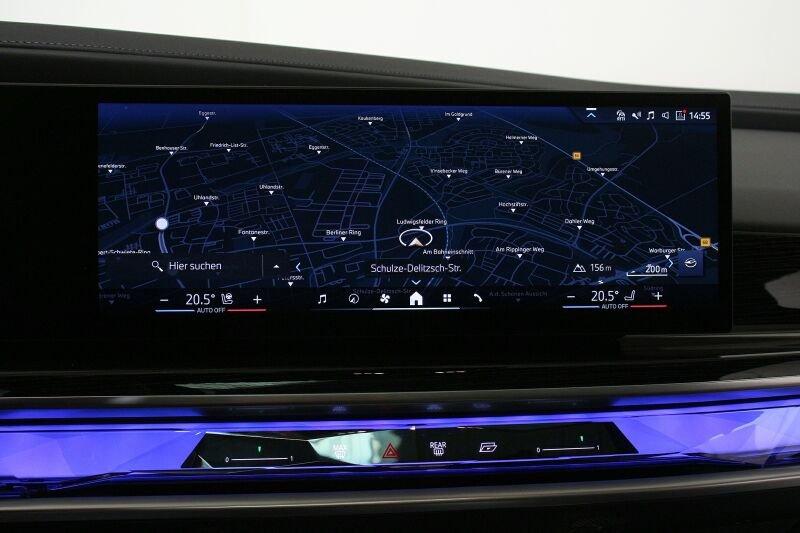 BMW 740d xDrive Limousine im Innenraum
