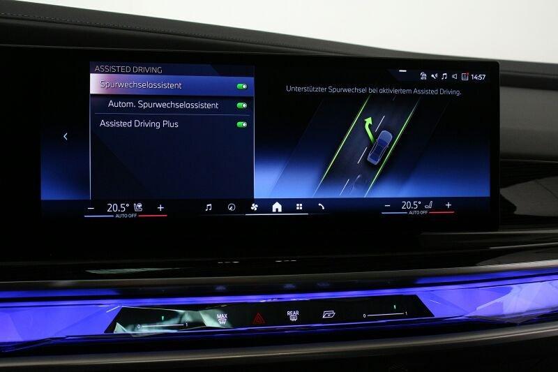 BMW 740d xDrive Limousine im Innenraum