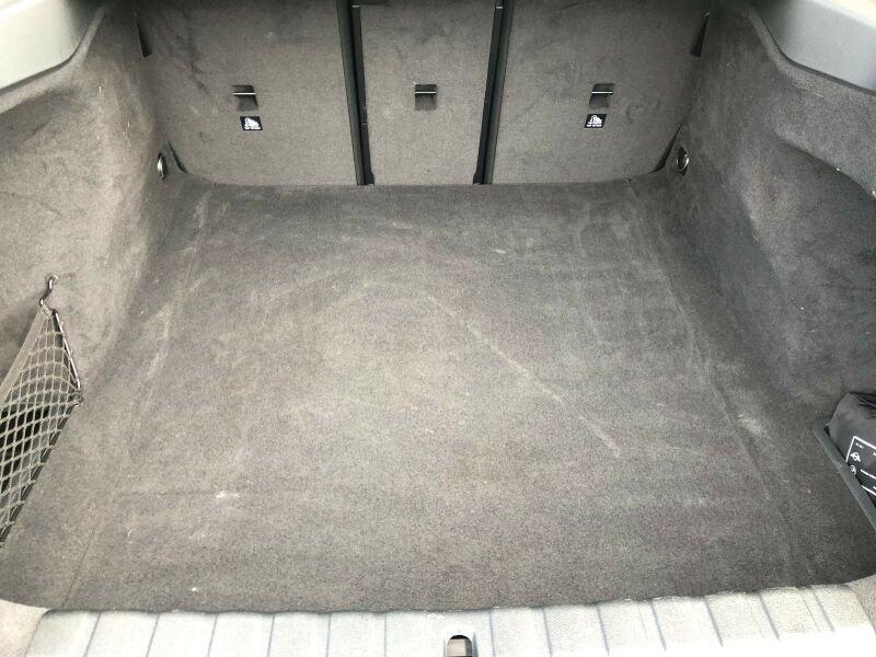 Originalaufnahme des Fahrzeugs Originalaufnahme des Fahrzeugs