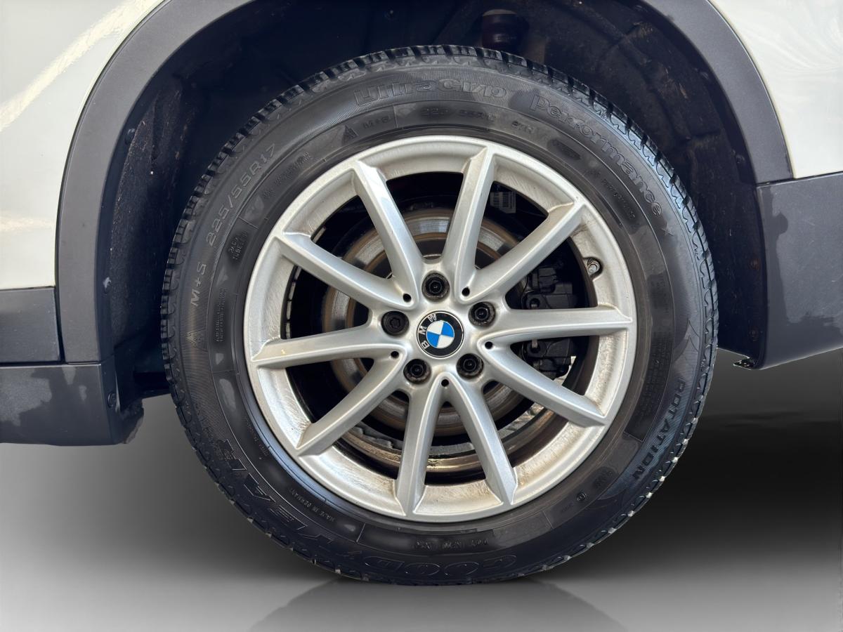 Originalaufnahme des Fahrzeugs Originalaufnahme des Fahrzeugs