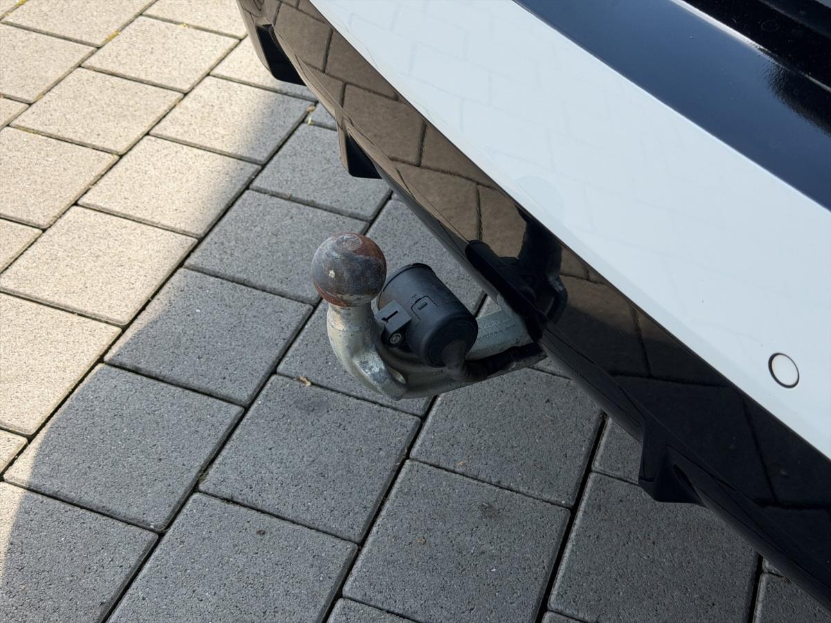 Originalaufnahme des Fahrzeugs Originalaufnahme des Fahrzeugs