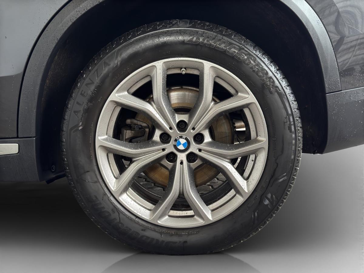 Originalaufnahme des Fahrzeugs Originalaufnahme des Fahrzeugs