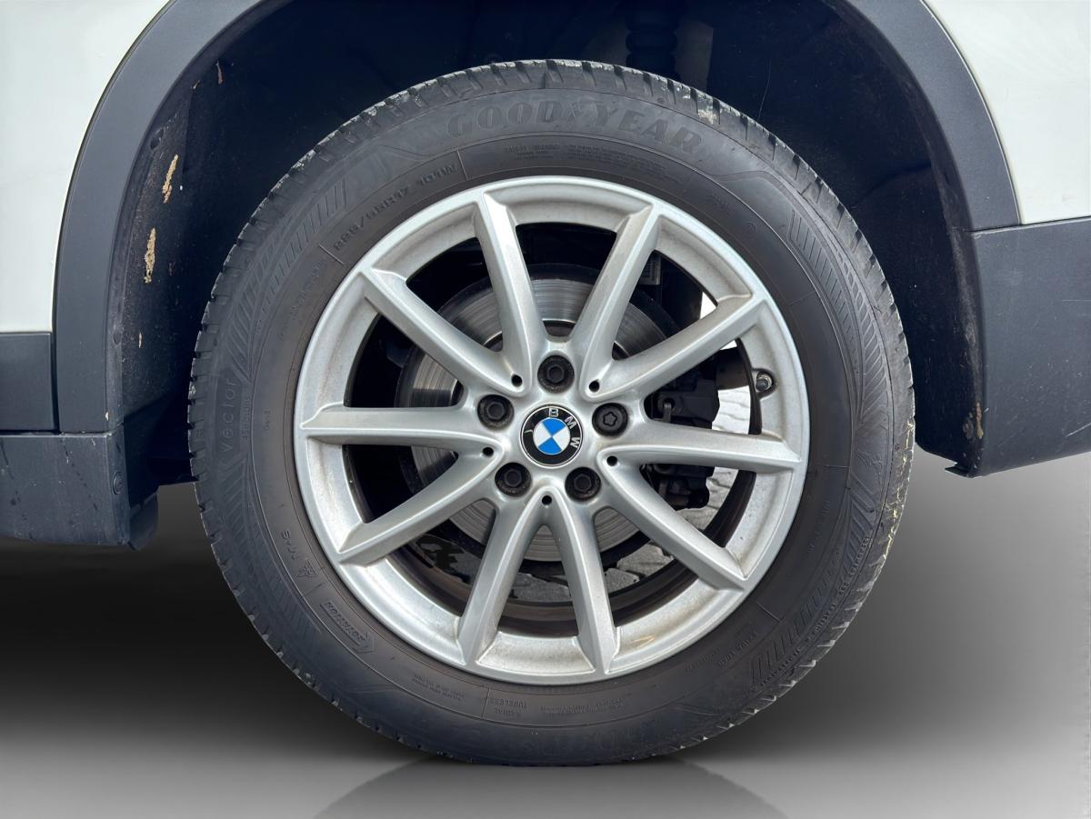 Originalaufnahme des Fahrzeugs Originalaufnahme des Fahrzeugs