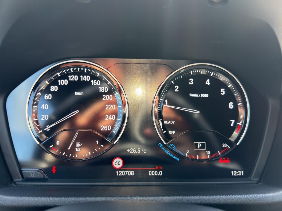 Originalaufnahme des Fahrzeugs Originalaufnahme des Fahrzeugs