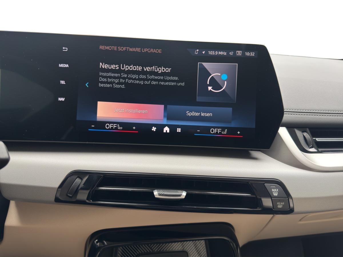 BMW 220i Active Tourer im Innenraum