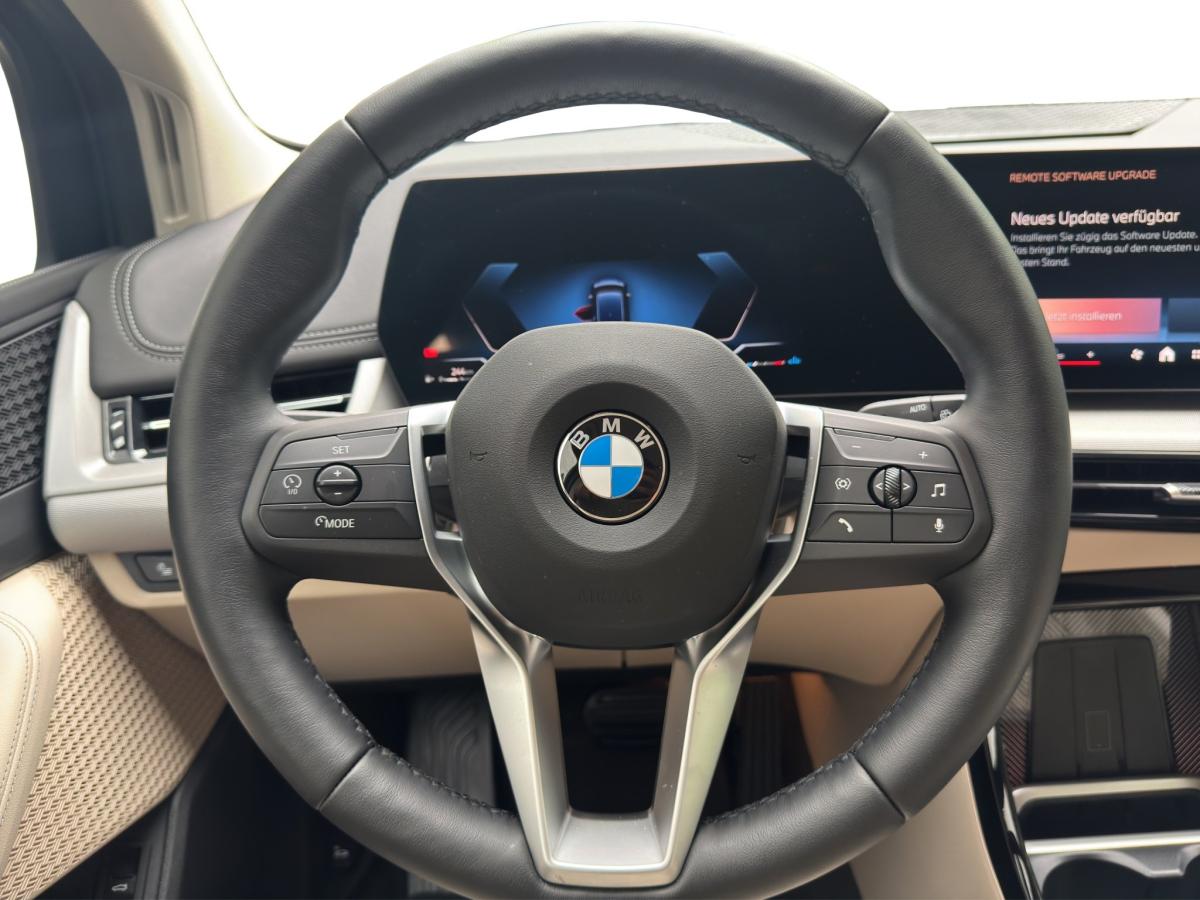 BMW 220i Active Tourer im Innenraum