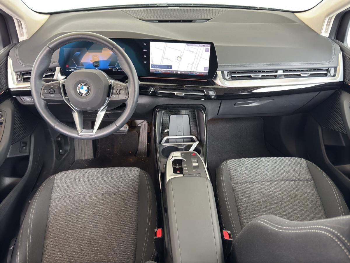 BMW 218i Active Tourer im Innenraum