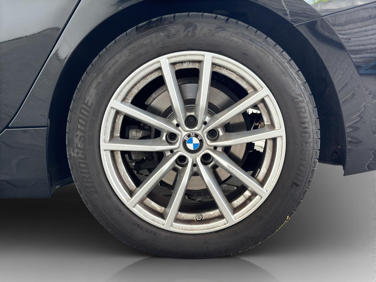Originalaufnahme des Fahrzeugs Originalaufnahme des Fahrzeugs