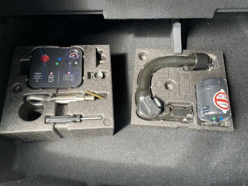 Originalaufnahme des Fahrzeugs Originalaufnahme des Fahrzeugs