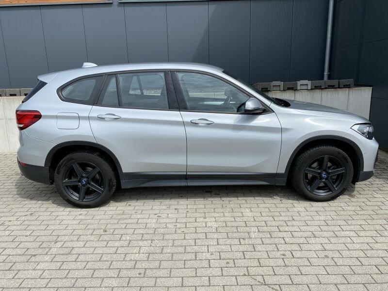 Originalaufnahme des Fahrzeugs Originalaufnahme des Fahrzeugs