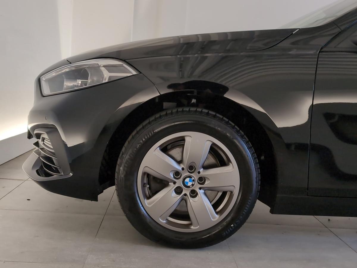 Originalaufnahme des Fahrzeugs Originalaufnahme des Fahrzeugs