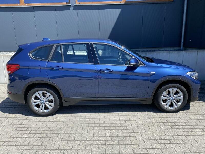 Originalaufnahme des Fahrzeugs Originalaufnahme des Fahrzeugs