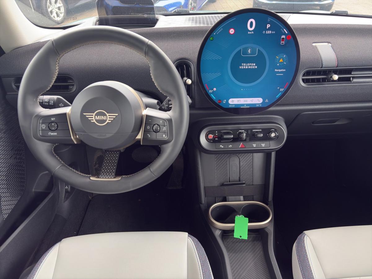 Originalaufnahme des Fahrzeugs Originalaufnahme des Fahrzeugs
