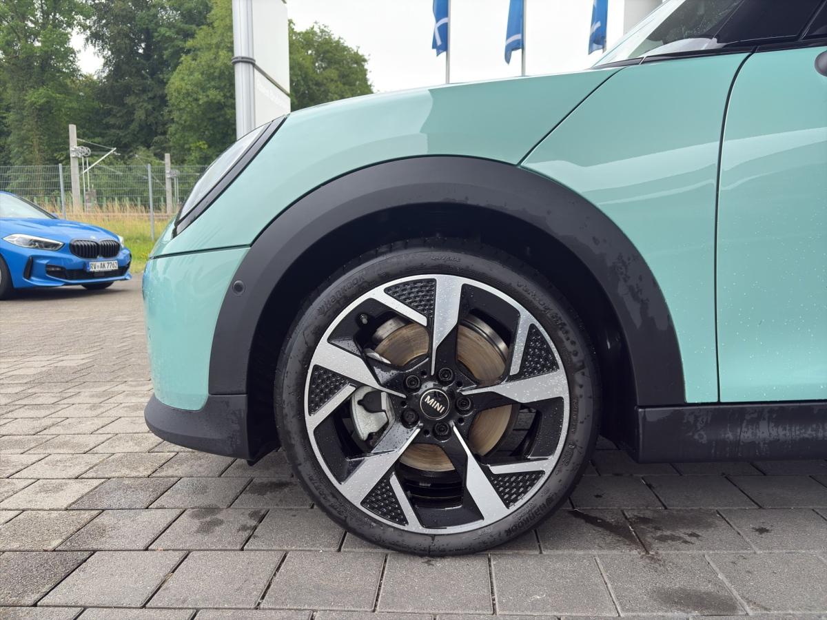 Originalaufnahme des Fahrzeugs Originalaufnahme des Fahrzeugs