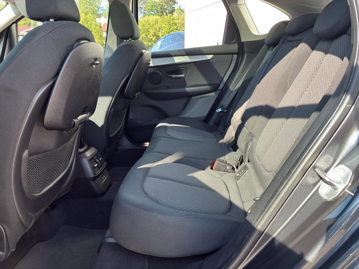 Originalaufnahme des Fahrzeugs Originalaufnahme des Fahrzeugs