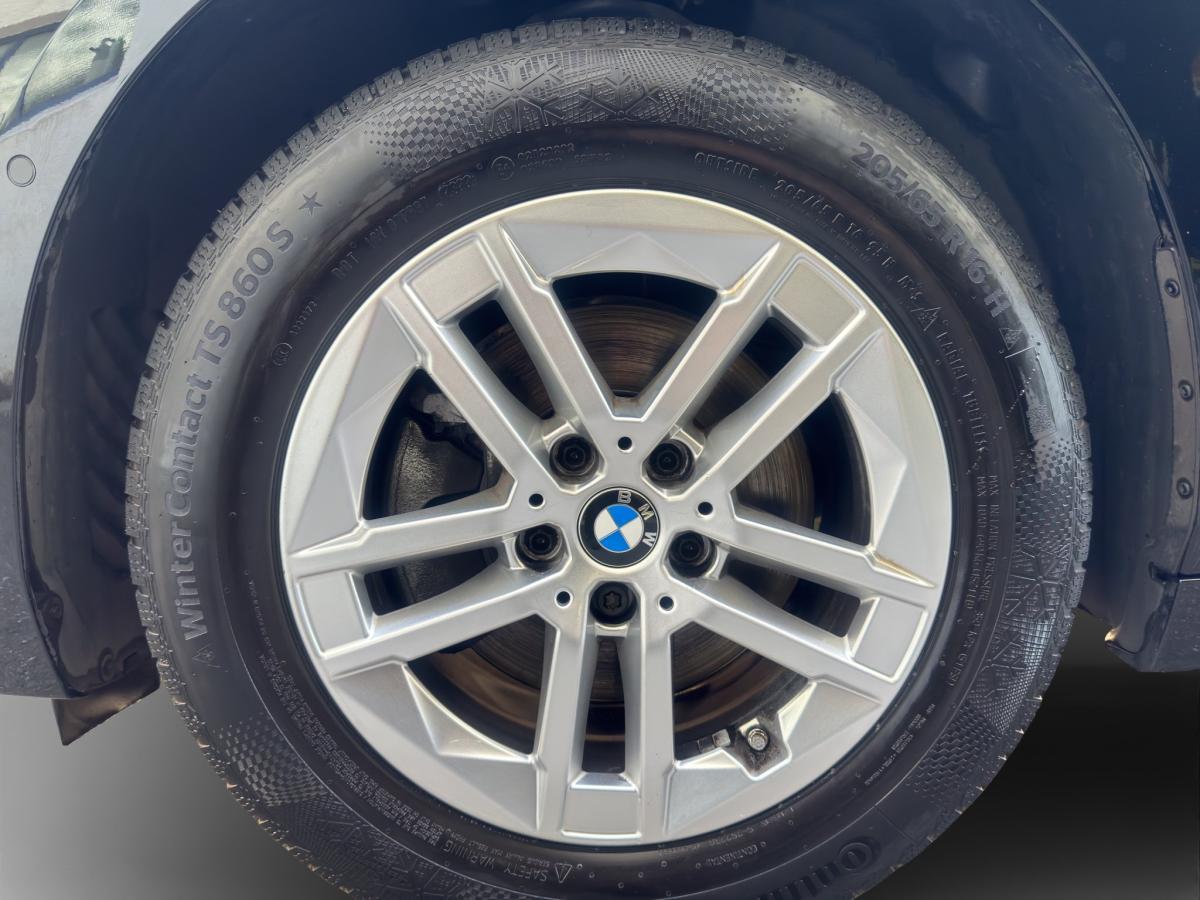Originalaufnahme des Fahrzeugs Originalaufnahme des Fahrzeugs