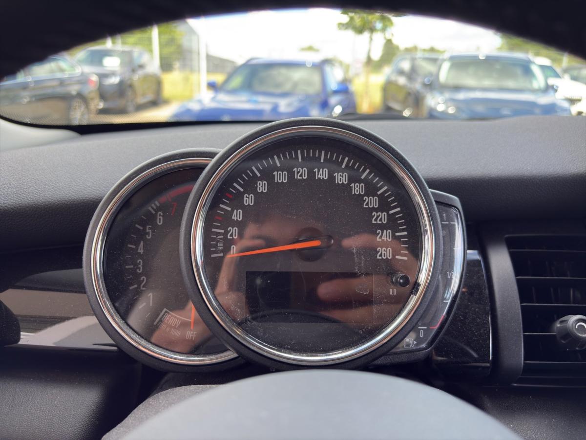 Originalaufnahme des Fahrzeugs Originalaufnahme des Fahrzeugs