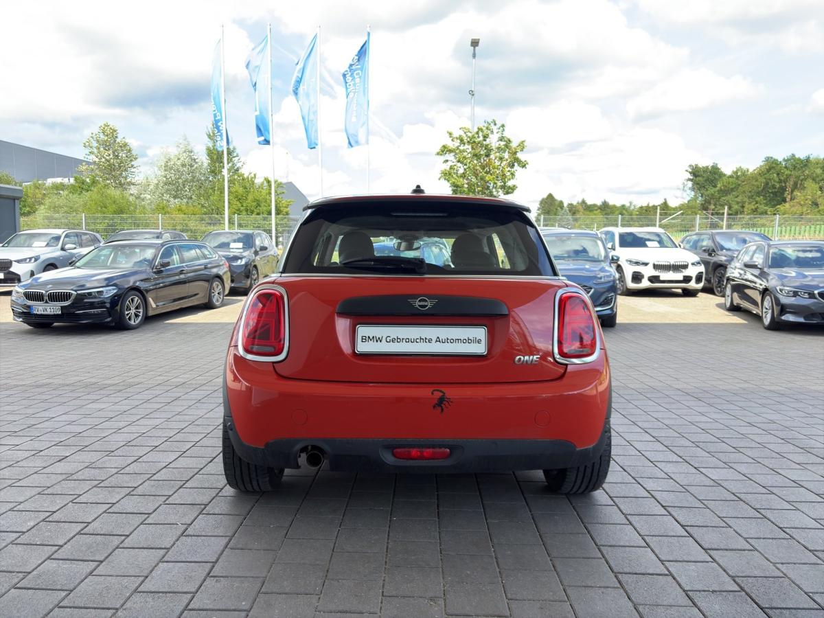Originalaufnahme des Fahrzeugs Originalaufnahme des Fahrzeugs