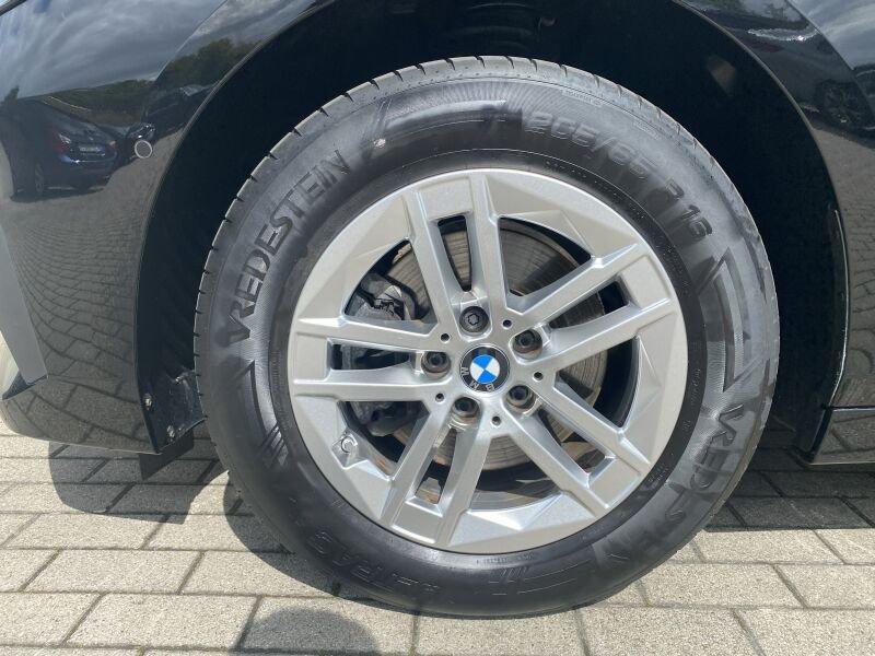 Originalaufnahme des Fahrzeugs Originalaufnahme des Fahrzeugs