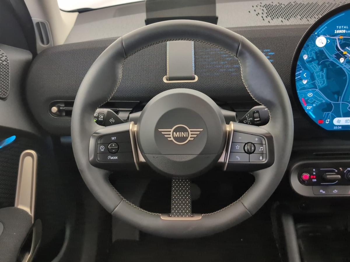 Originalaufnahme des Fahrzeugs Originalaufnahme des Fahrzeugs