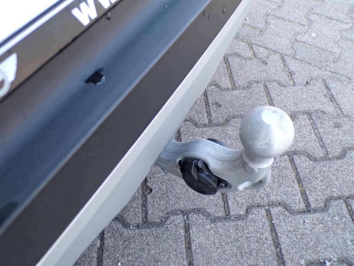 Originalaufnahme des Fahrzeugs Originalaufnahme des Fahrzeugs