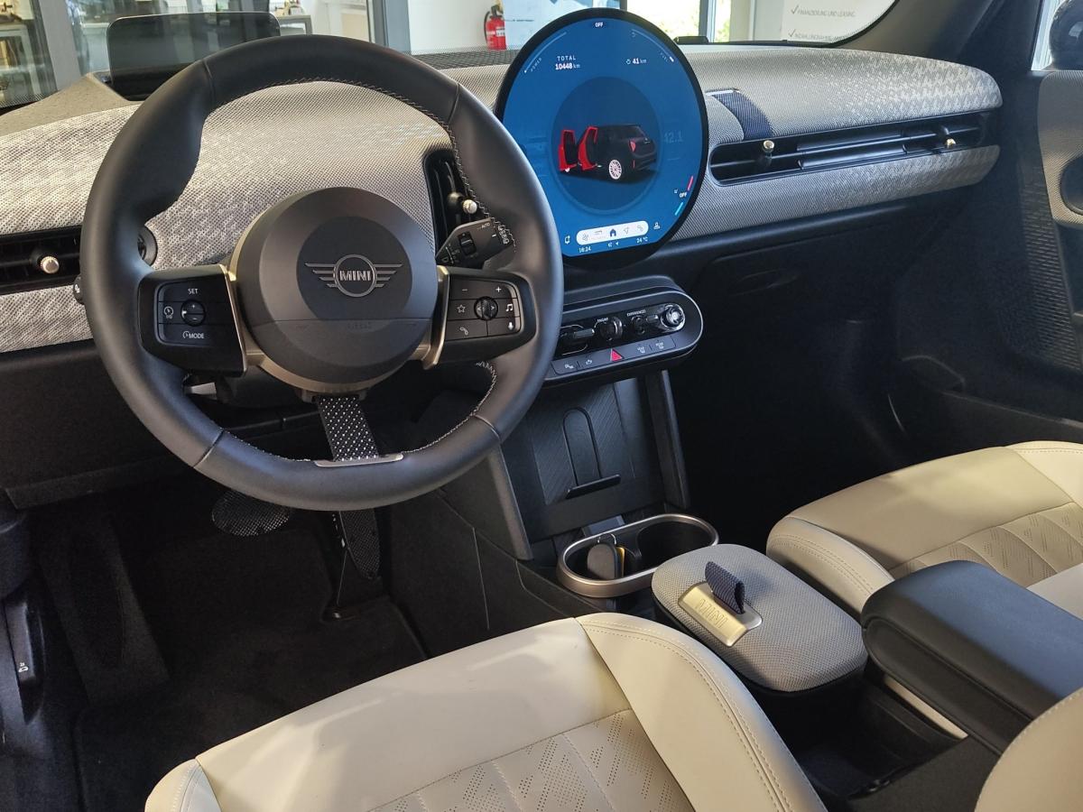 Originalaufnahme des Fahrzeugs Originalaufnahme des Fahrzeugs