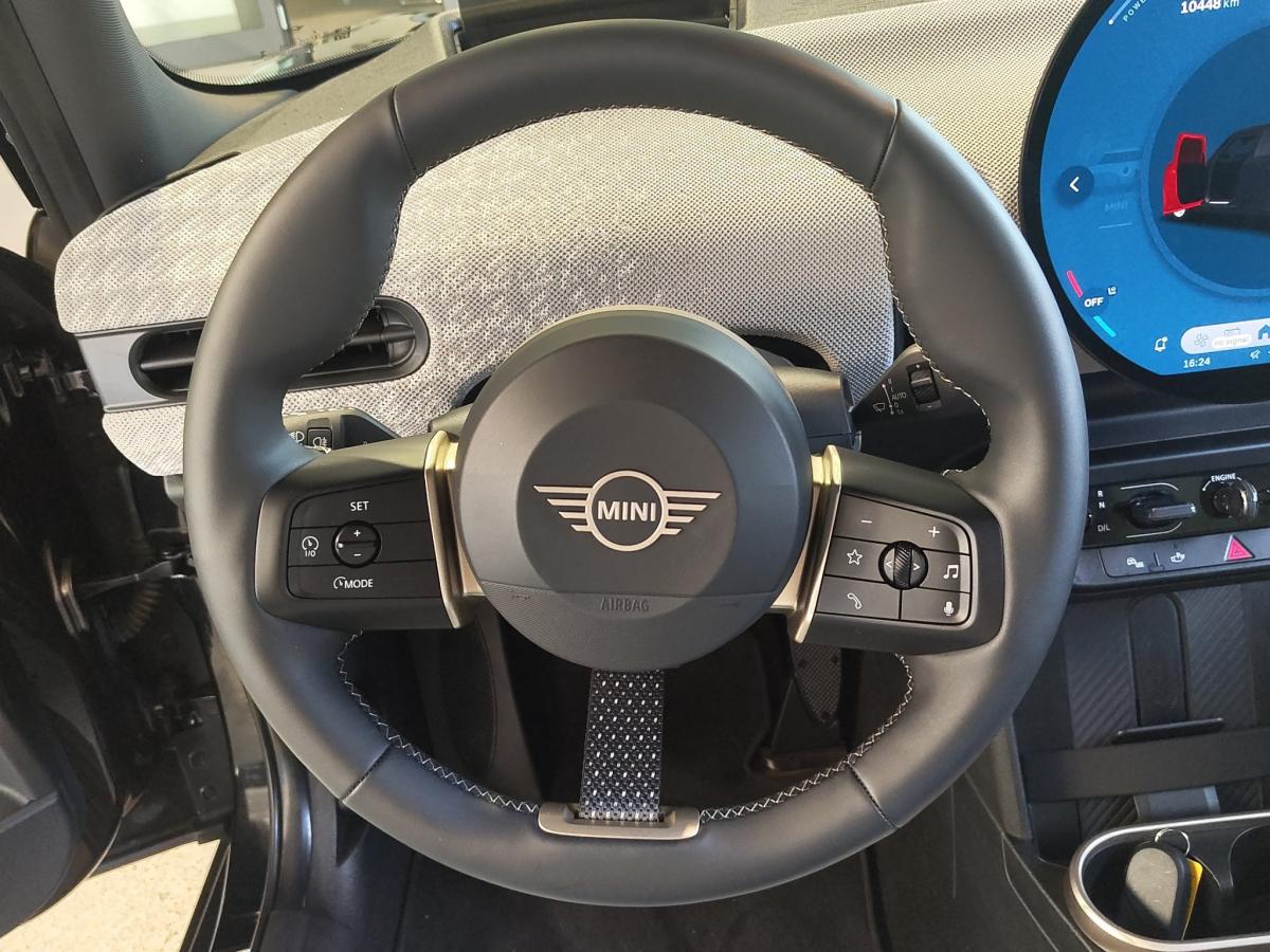 Originalaufnahme des Fahrzeugs Originalaufnahme des Fahrzeugs