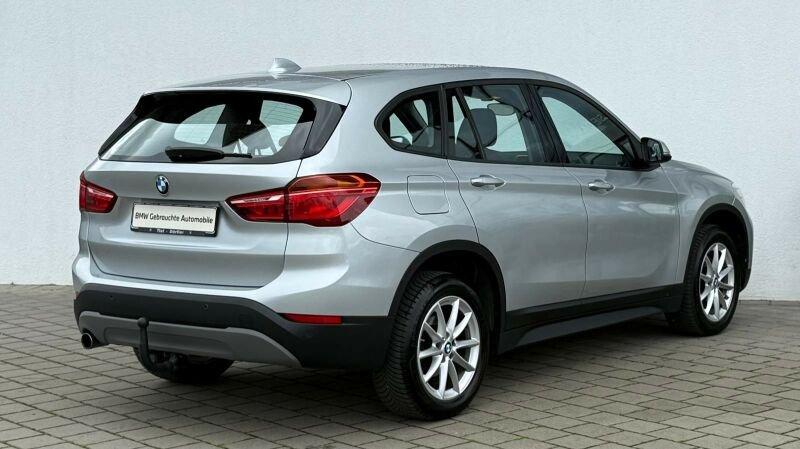 Originalaufnahme des Fahrzeugs Originalaufnahme des Fahrzeugs