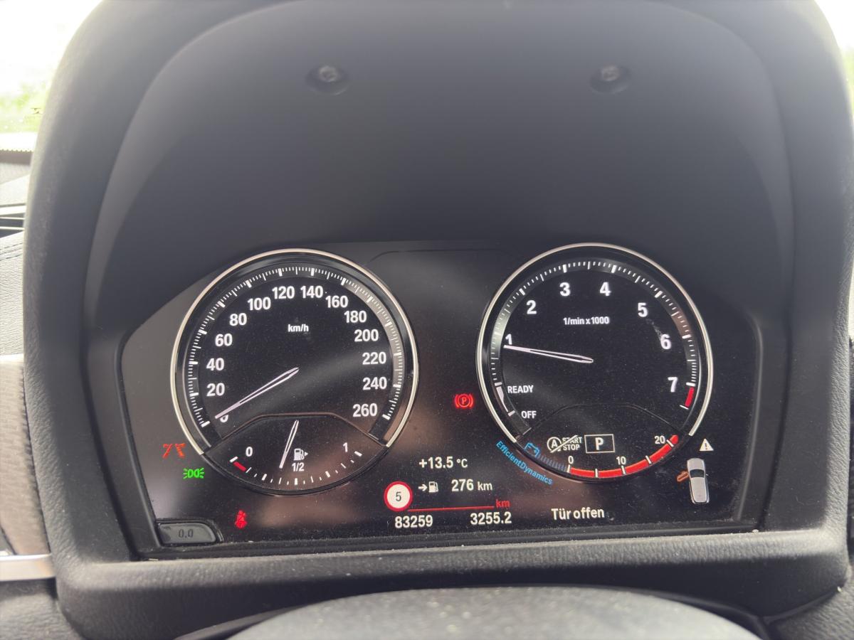 Originalaufnahme des Fahrzeugs Originalaufnahme des Fahrzeugs