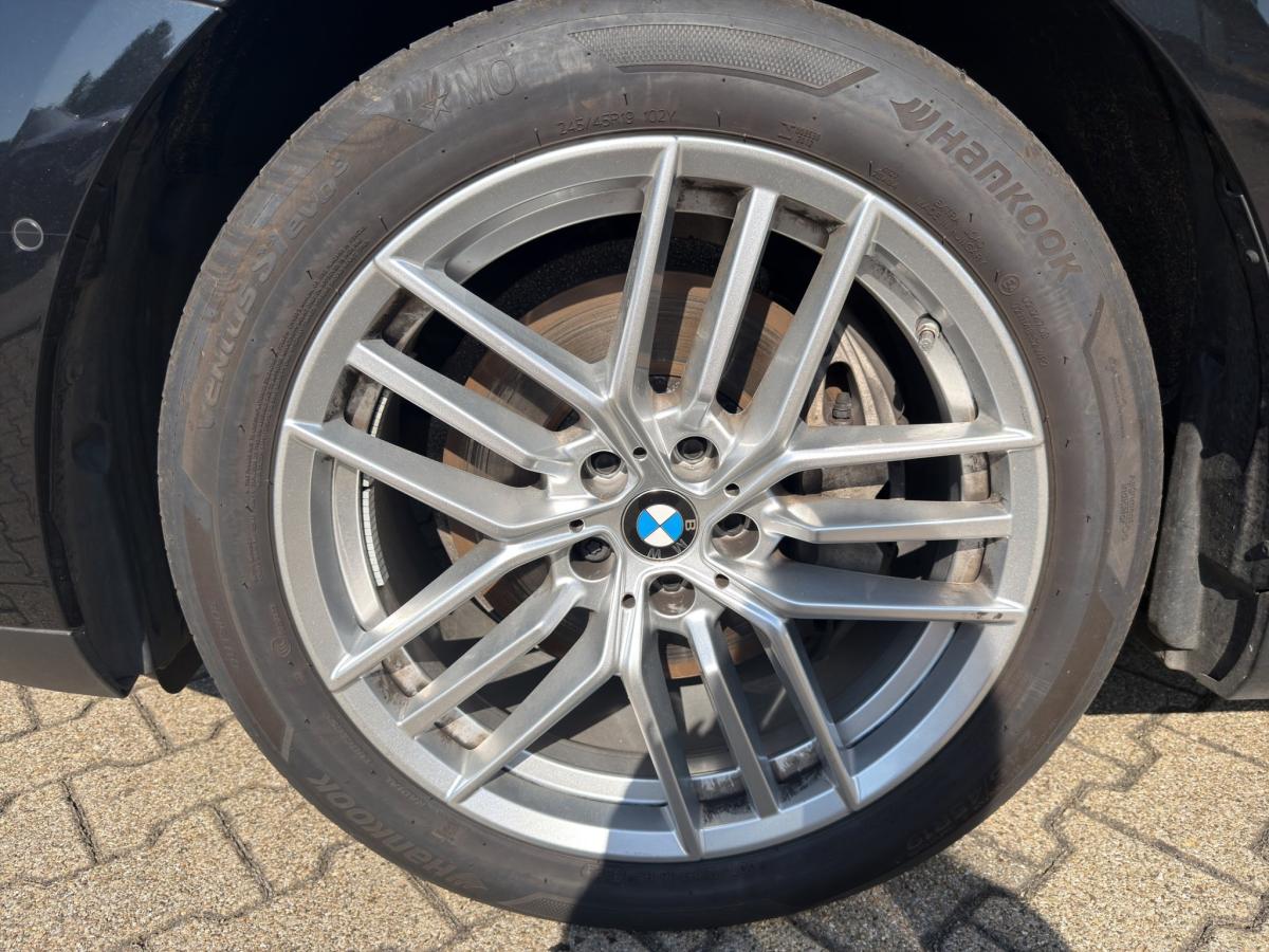 Originalaufnahme des Fahrzeugs Originalaufnahme des Fahrzeugs