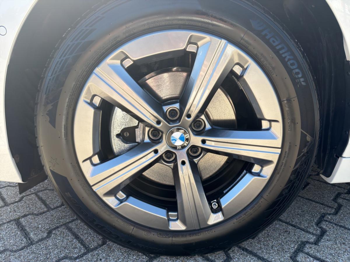 Originalaufnahme des Fahrzeugs Originalaufnahme des Fahrzeugs