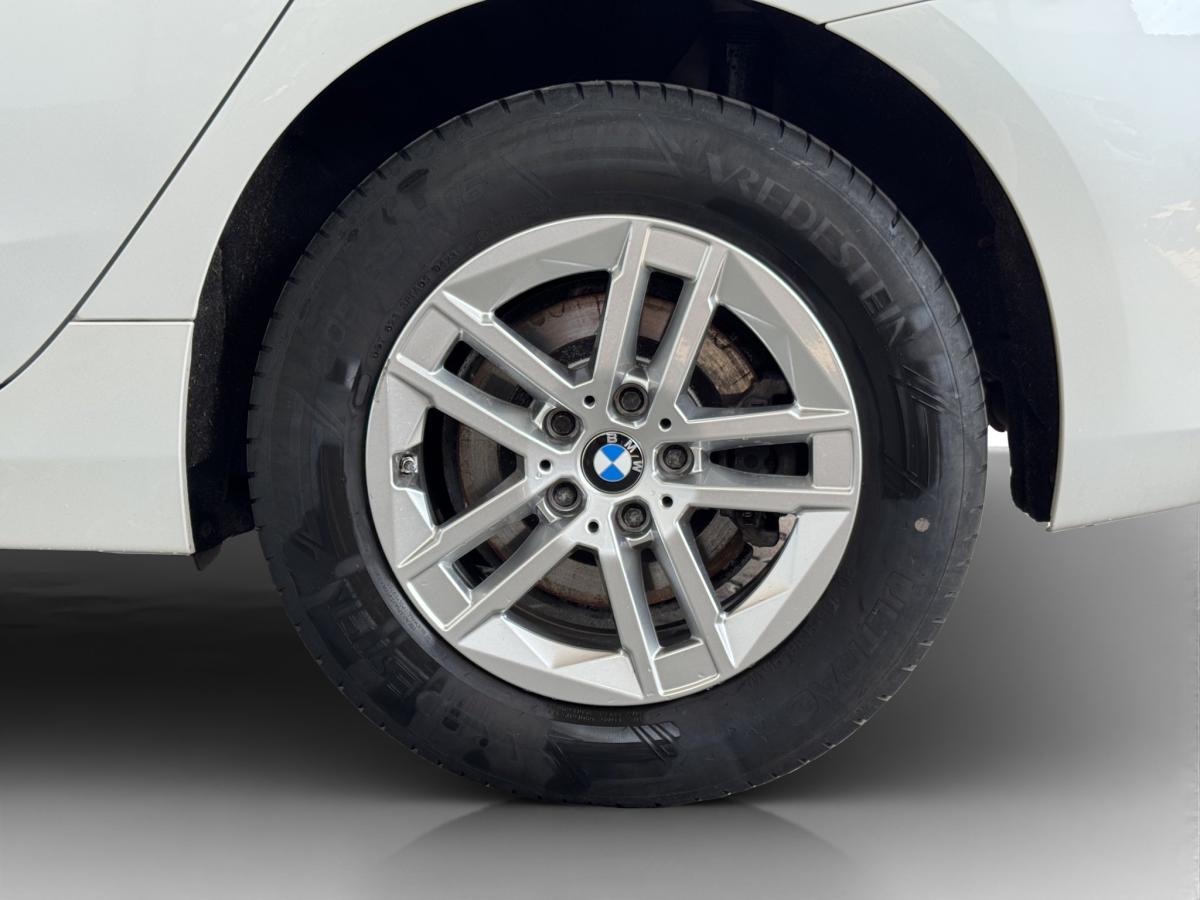 Originalaufnahme des Fahrzeugs Originalaufnahme des Fahrzeugs