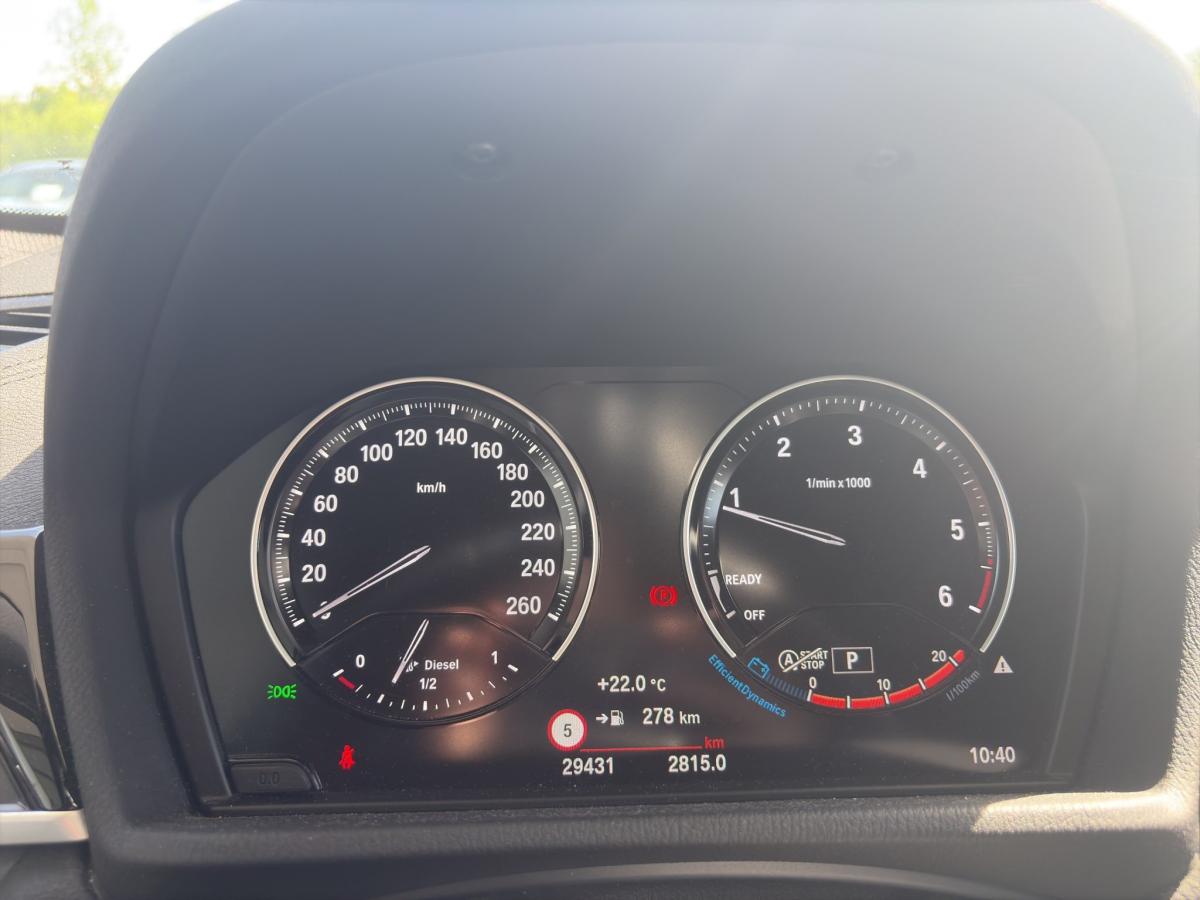 Originalaufnahme des Fahrzeugs Originalaufnahme des Fahrzeugs