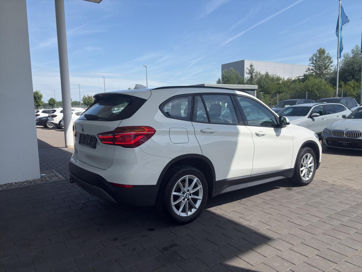 Originalaufnahme des Fahrzeugs Originalaufnahme des Fahrzeugs