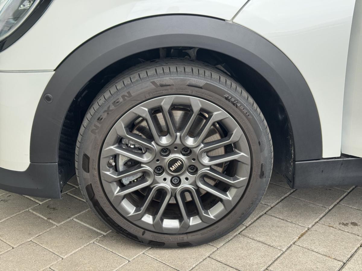Originalaufnahme des Fahrzeugs Originalaufnahme des Fahrzeugs