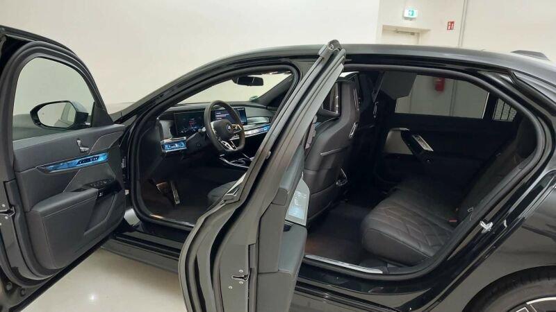 Originalaufnahme des Fahrzeugs