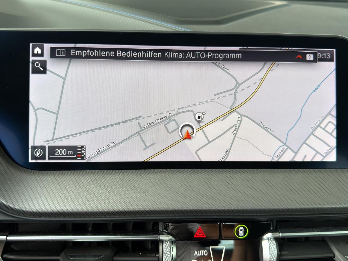 Originalaufnahme des Fahrzeugs Originalaufnahme des Fahrzeugs