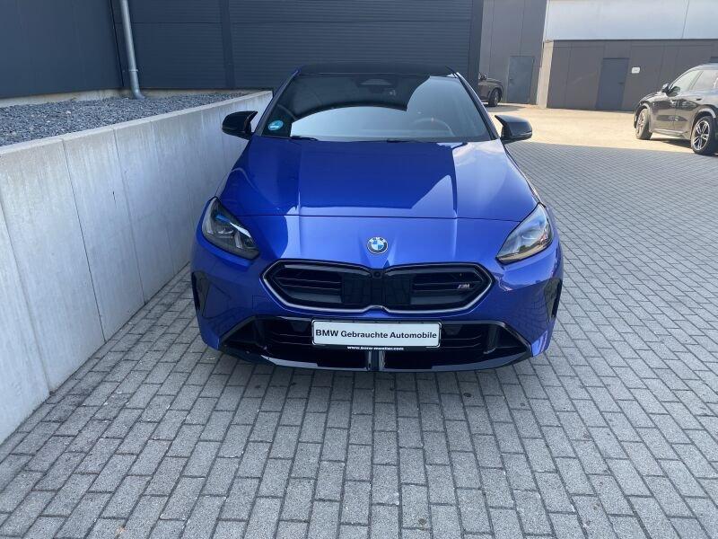 Originalaufnahme des Fahrzeugs Originalaufnahme des Fahrzeugs