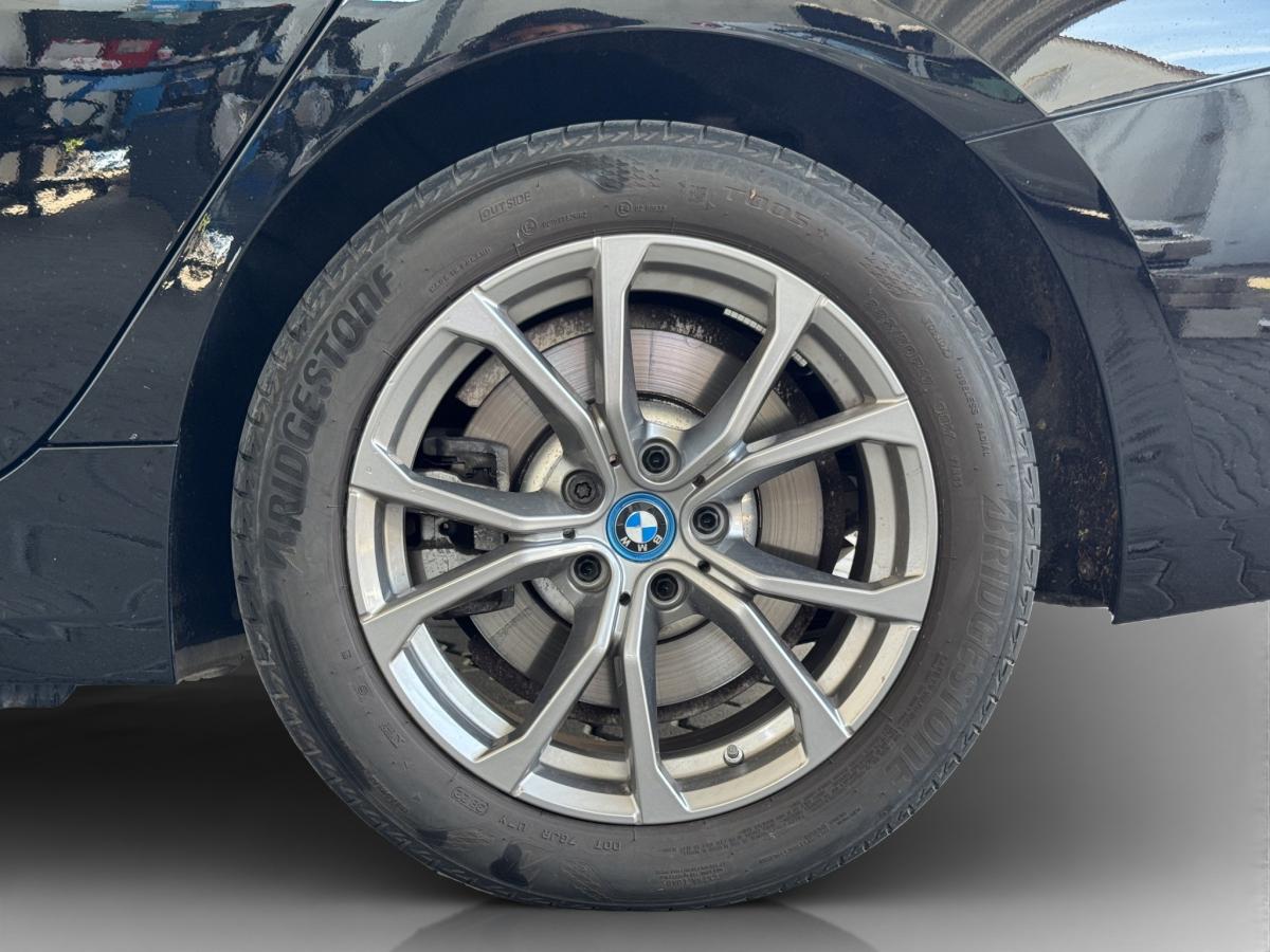 Originalaufnahme des Fahrzeugs Originalaufnahme des Fahrzeugs