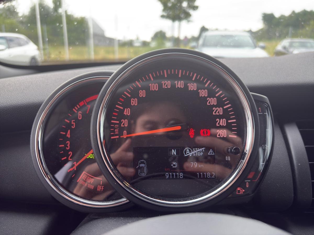 Originalaufnahme des Fahrzeugs Originalaufnahme des Fahrzeugs