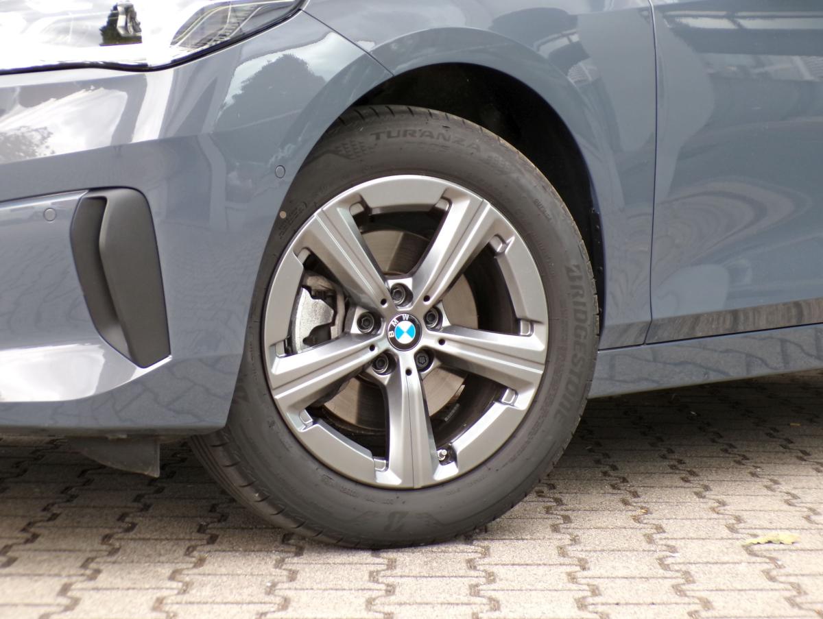 Originalaufnahme des Fahrzeugs Originalaufnahme des Fahrzeugs