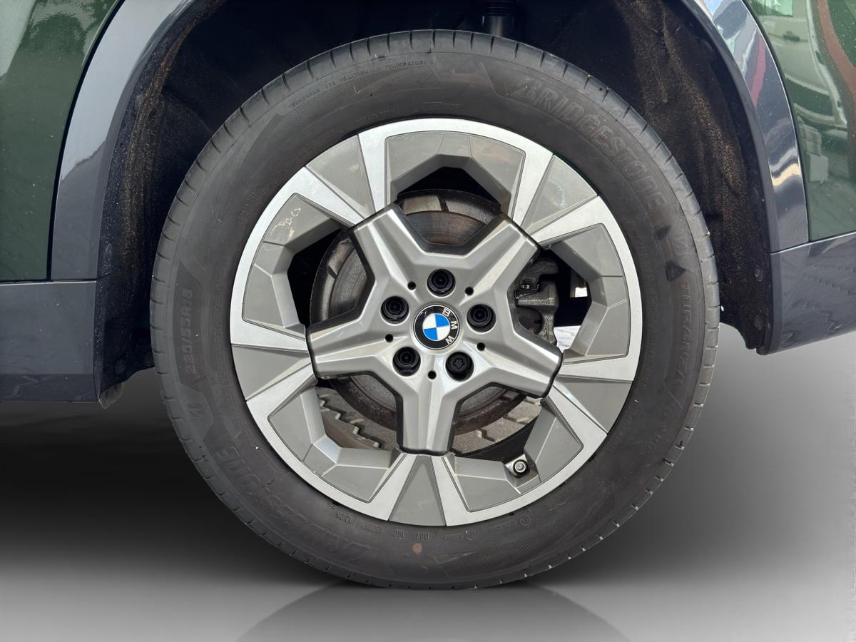 Originalaufnahme des Fahrzeugs Originalaufnahme des Fahrzeugs